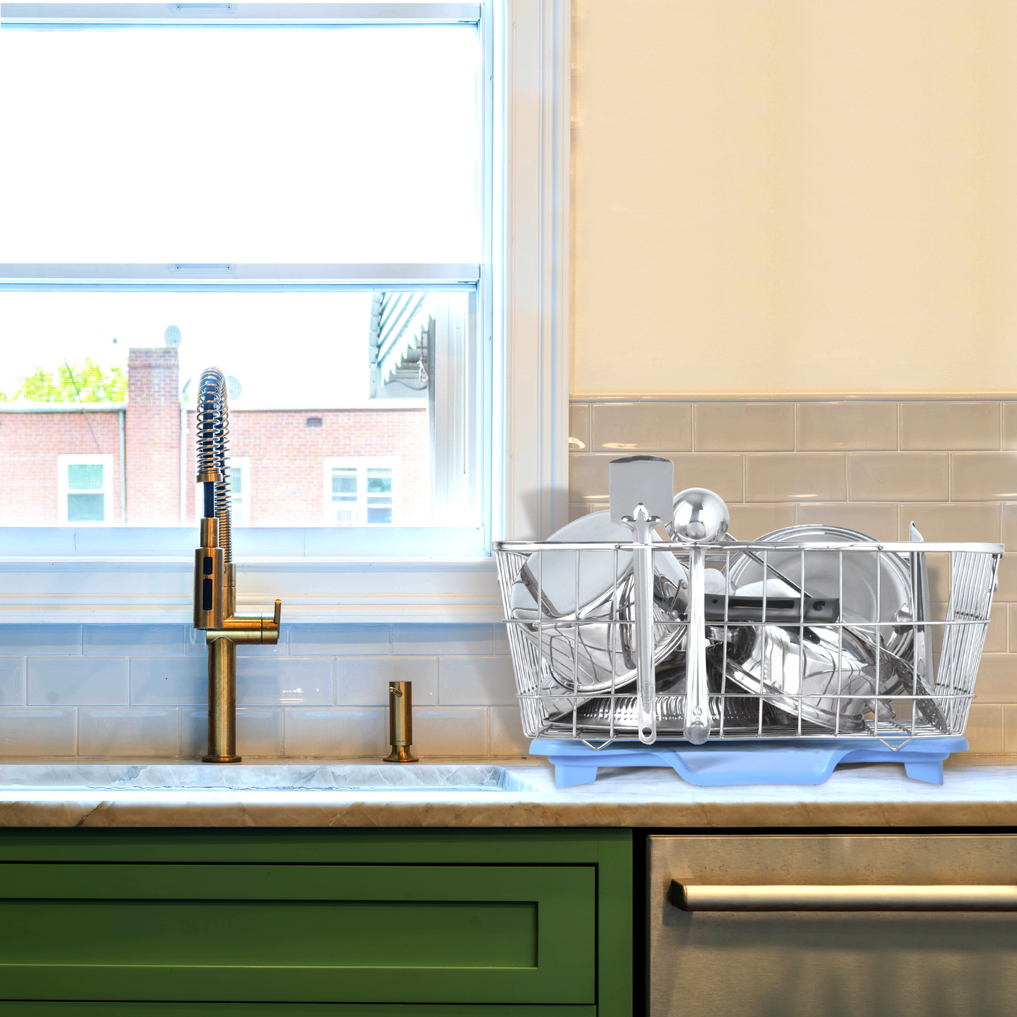 Stainless Steel Dish Drainer With Water Tray